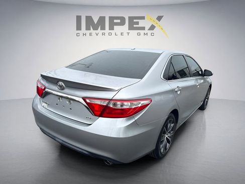 Used 2016 Toyota Camry XSE FWD image 5