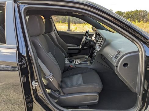 Used 2023 Dodge Charger SXT image 43