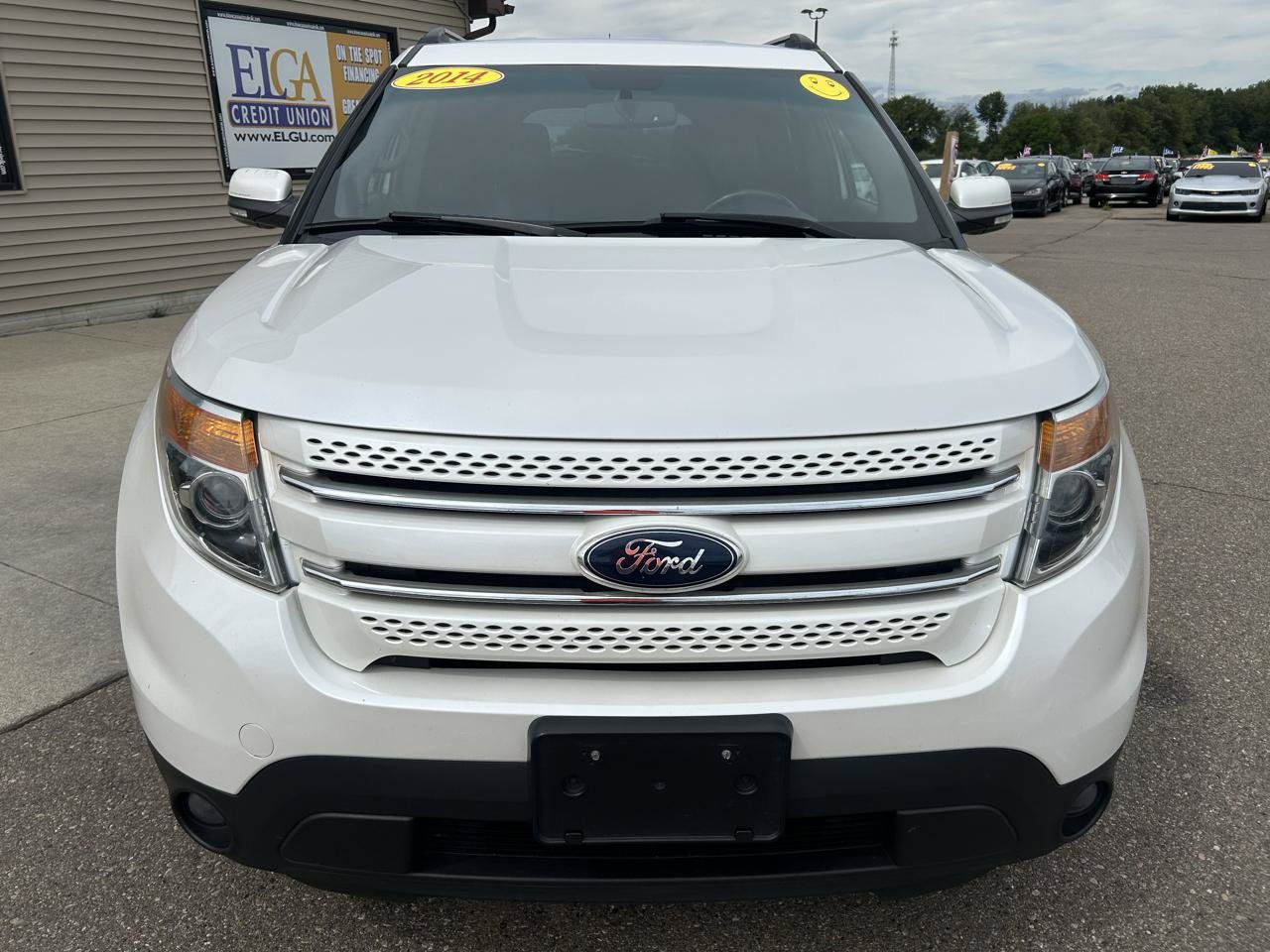 Used 2014 Ford Explorer Limited FWD image 2