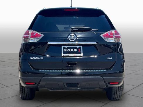 Used 2014 Nissan Rogue SV w/ SV Moonroof Package FWD image 5