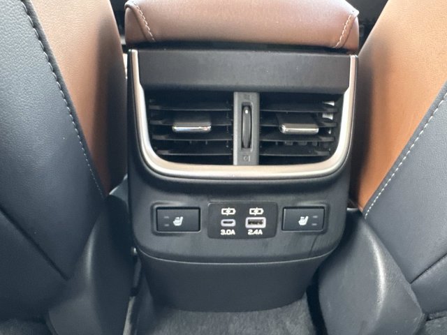 Used 2023 Subaru Outback Touring XT AWD/4WD image 16