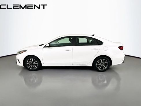 Used 2024 Kia Forte LXS FWD image 6