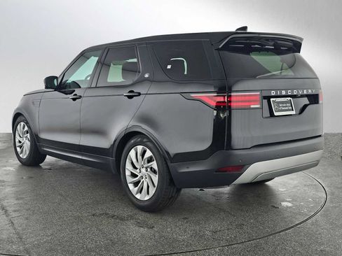 Used 2025 Land Rover Discovery S AWD/4WD image 5