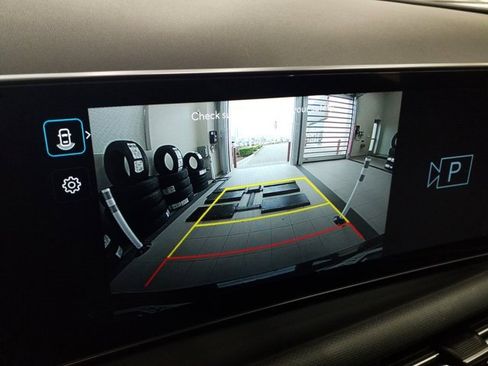 Certified 2025 Hyundai Tucson SEL image 10