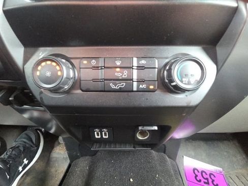 Used 2020 Ford F150 XLT w/ Trailer Tow Package AWD/4WD image 28