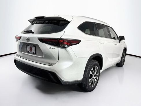 New 2026 Toyota Highlander XLE AWD/4WD image 9
