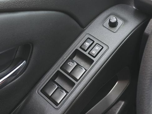 Certified 2023 Nissan Frontier SV AWD/4WD image 23