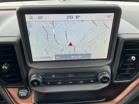 Used 2024 Ford Bronco Sport Outer Banks w/ Tech Package AWD/4WD image 15