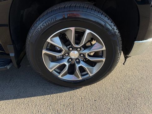Used 2024 Chevrolet Silverado 1500 LT w/ Safety Package RWD image 8