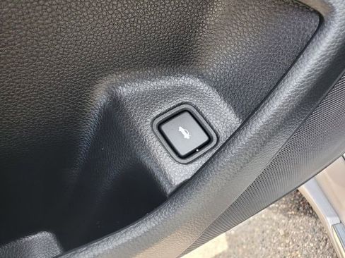 Used 2019 Honda Accord EX-L image 10