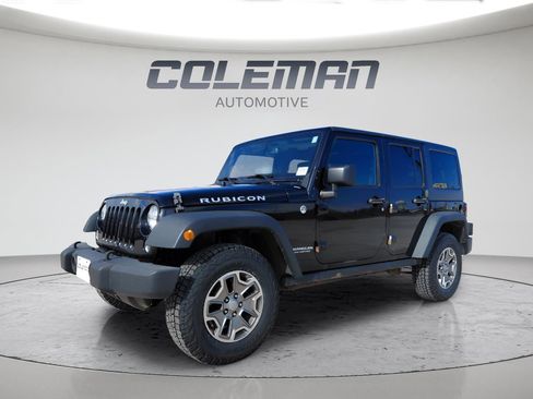 Used 2015 Jeep Wrangler Unlimited Rubicon w/ Connectivity Group AWD/4WD image 1