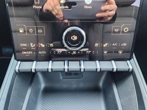 New 2026 GMC Terrain AT4 w/ Convenience Package III image 30