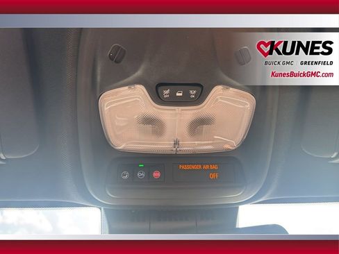 Used 2024 GMC Canyon Denali image 35