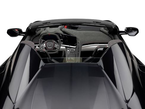 Used 2023 Chevrolet Corvette Stingray Premium Conv w/ Z51 Performance Package RWD image 52
