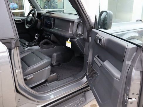 New 2025 Ford Bronco Badlands w/ Sasquatch Package image 12