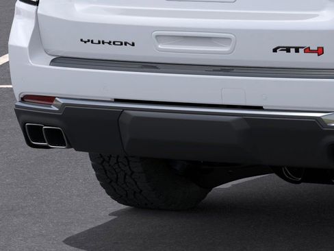 New 2026 GMC Yukon AT4 w/ AT4 Premium Plus Package AWD/4WD image 17