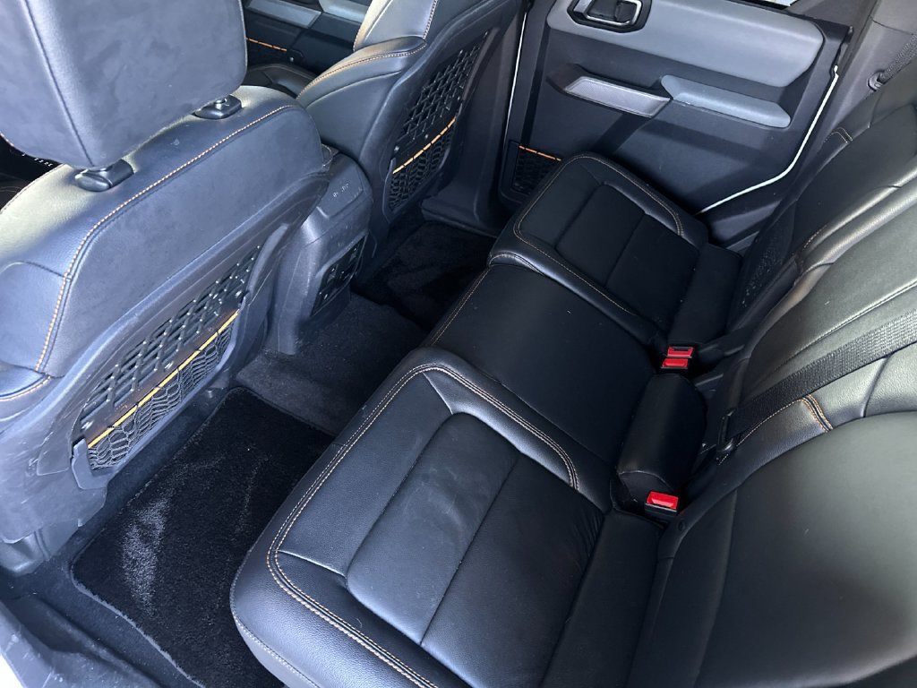 Used 2023 Ford Bronco Badlands AWD/4WD image 11