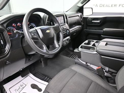 Used 2024 Chevrolet Silverado 1500 Custom w/ Turbomax Blackout Package image 18