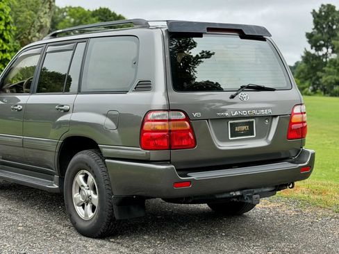 Used 2000 Toyota Land Cruiser AWD/4WD image 23