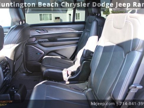 Used 2022 Jeep Grand Cherokee L Overland image 36