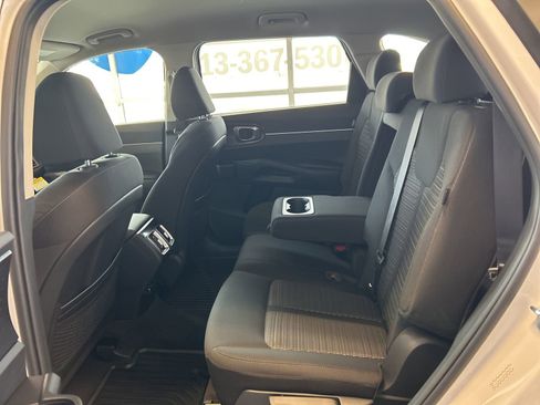 New 2026 Kia Sorento LX FWD image 12