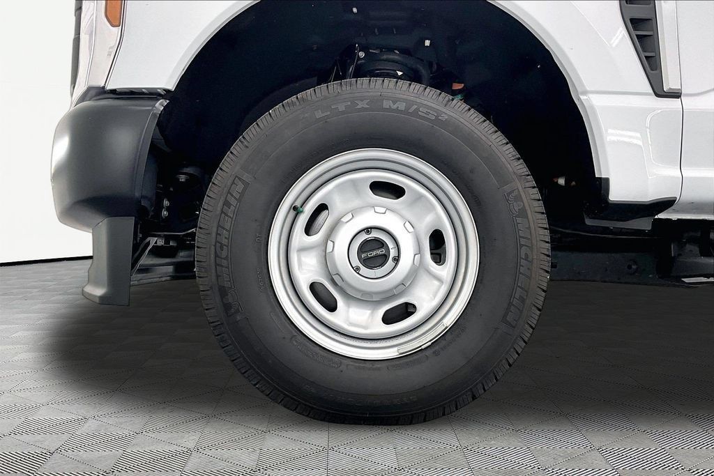 Certified 2026 Ford F350 XL AWD/4WD image 9