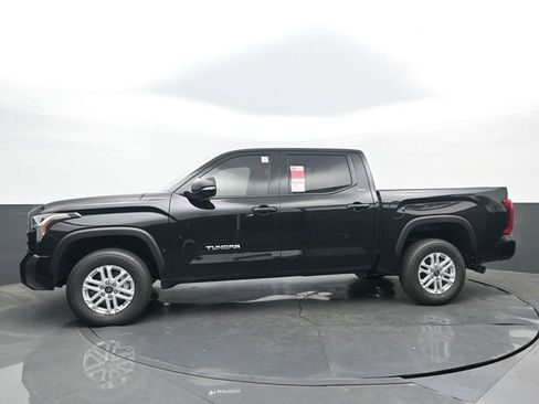New 2026 Toyota Tundra SR5 w/ SR5 Convenience Package AWD/4WD image 21