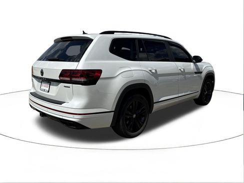 Used 2023 Volkswagen Atlas SEL R-Line AWD/4WD image 3