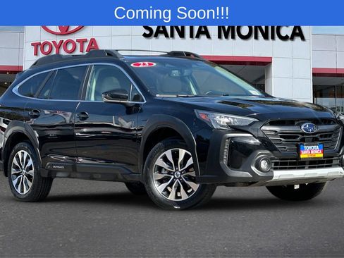Used 2023 Subaru Outback Limited XT AWD/4WD image 2