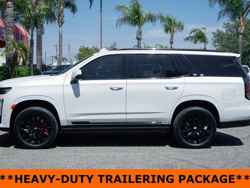 Used 2022 Cadillac Escalade Sport Platinum w/ LPO, ONYX Package AWD/4WD image 5