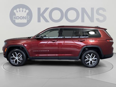 Used 2023 Jeep Grand Cherokee L Limited AWD/4WD image 2