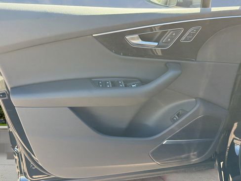 New 2026 Audi Q7 2.0T Premium image 24