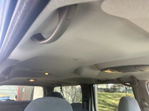 Used 2004 Ford Excursion XLT image 30