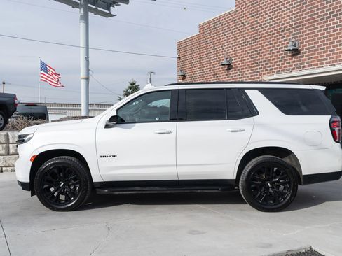 Used 2021 Chevrolet Tahoe RST image 3