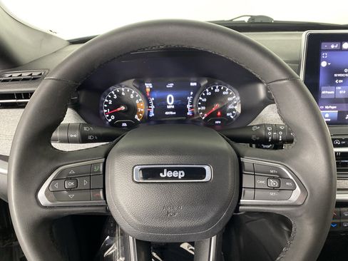 Used 2023 Jeep Compass Latitude AWD/4WD image 20