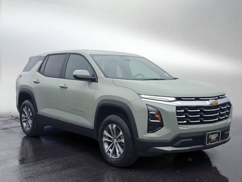 New 2026 Chevrolet Equinox LT image 1