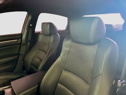 Used 2019 Honda Accord Sport image 19