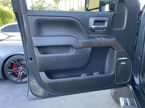 Used 2019 GMC Sierra 2500 Denali w/ Duramax Plus Package image 42