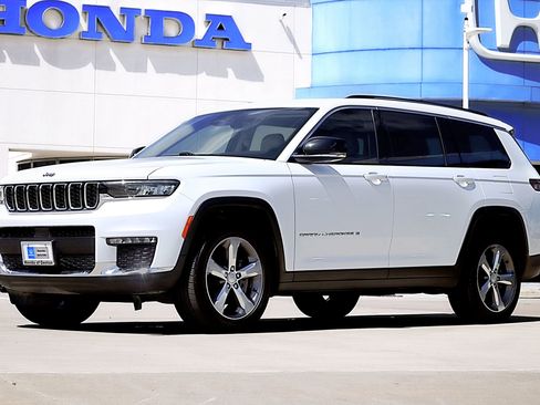 Used 2021 Jeep Grand Cherokee L Limited AWD/4WD image 1