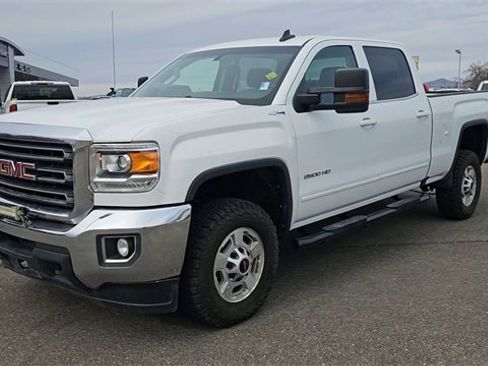 Used 2017 GMC Sierra 2500 SLE image 4