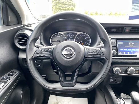 Used 2024 Nissan Kicks S image 16