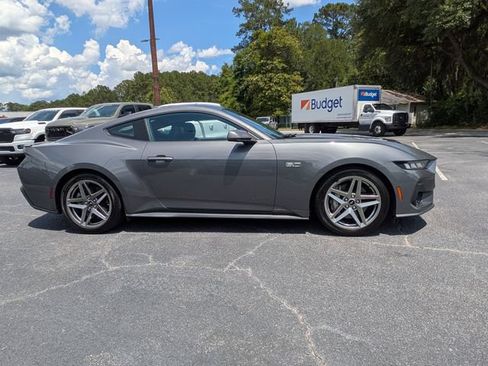 Used 2024 Ford Mustang GT Premium RWD image 3