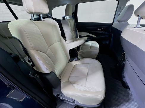 Used 2023 Subaru Ascent Premium w/ Convenience Package AWD/4WD image 24