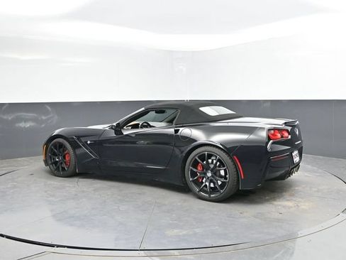Used 2019 Chevrolet Corvette Stingray Convertible w/ 2LT Preferred Equipment Group RWD image 8