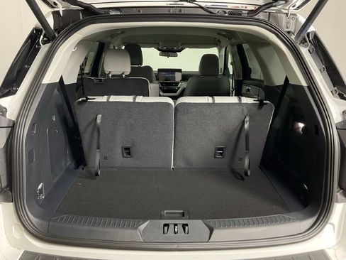 New 2026 Ford Explorer Active w/ Active Comfort Package RWD image 11