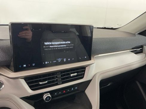 New 2026 Ford Explorer Active w/ Active Comfort Package image 18