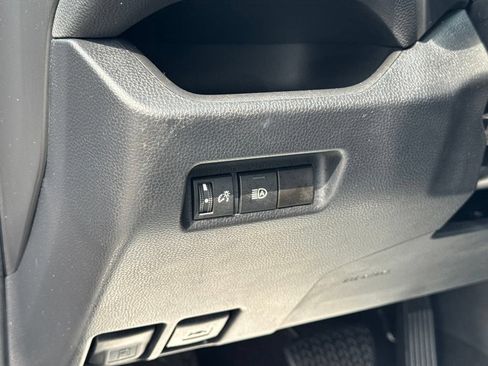 Used 2023 Toyota RAV4 LE FWD image 39