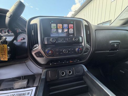 Used 2016 Chevrolet Silverado 1500 LTZ Z71 w/ LTZ Plus Package AWD/4WD image 15