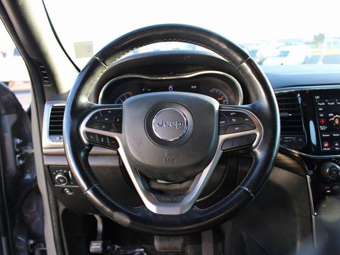 Used 2021 Jeep Grand Cherokee Laredo X image 15