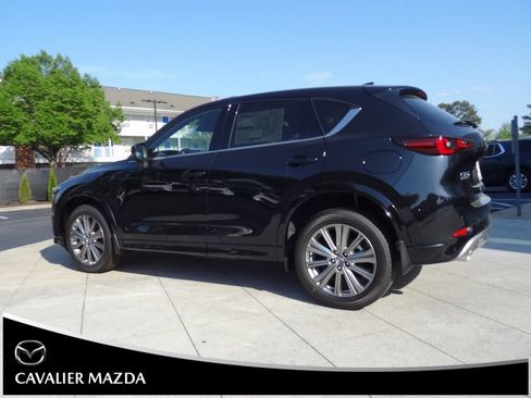 New 2025 MAZDA CX-5 Signature image 5